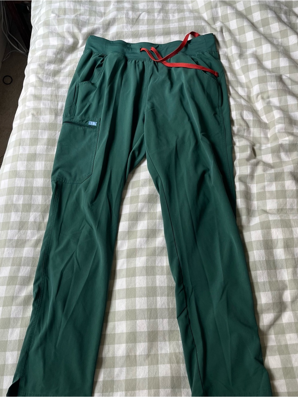 Lago Women's Hunter Green Straight Leg Pocket Scrub Pants
